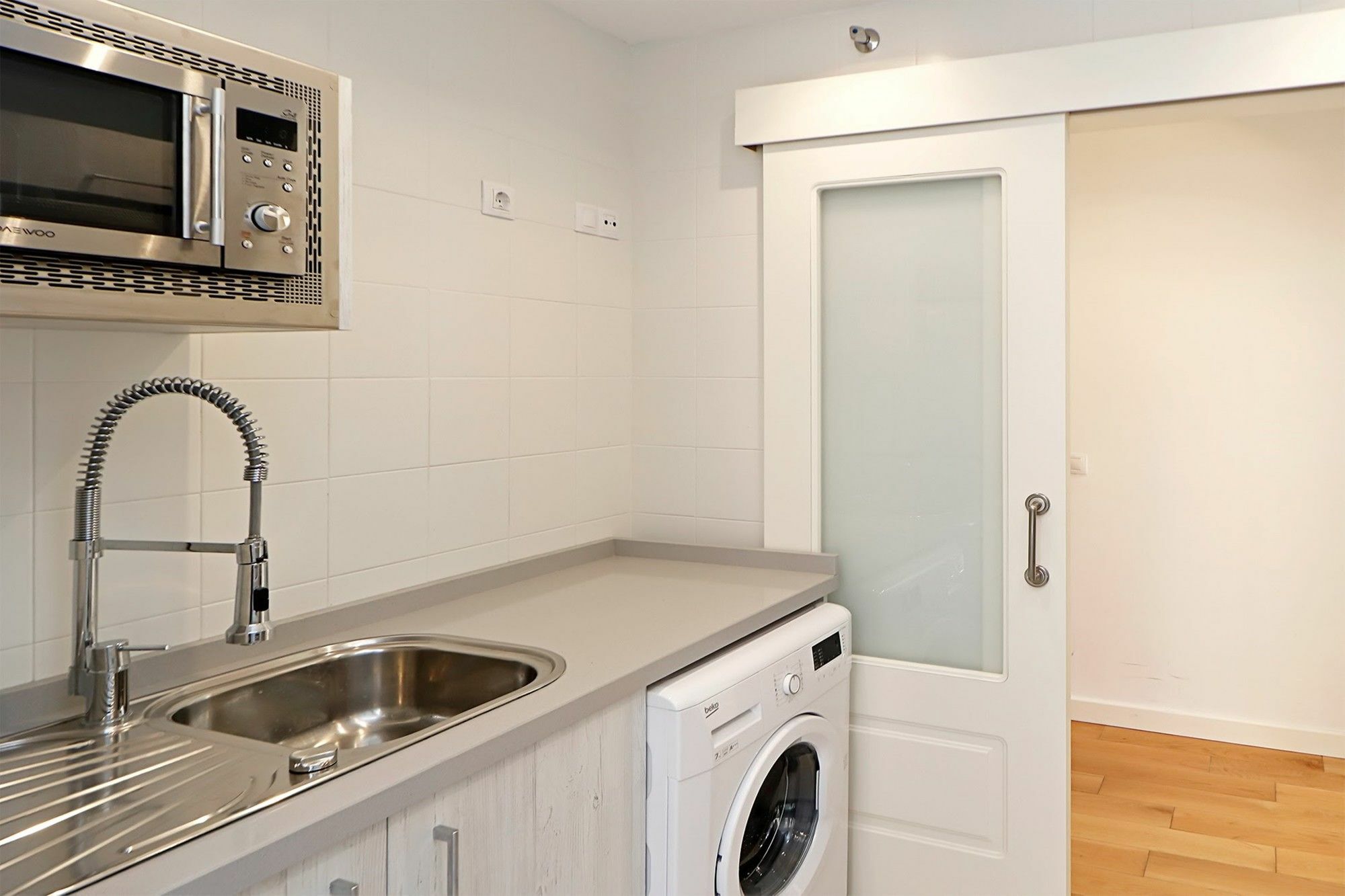 Picasso Center 3a Apartment